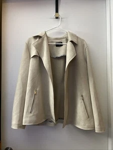 Tahari Women’s Size 1X Faux Suede Cream Color Moto Jacket - Picture 1 of 5