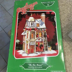 Dept 56 A Christmas Story EL EDIFICIO CASA DE BOMBEROS con caja nuevo - Imagen 1 de 4