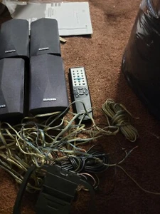 AIWA AV D58 Speakers see cables and remote pics - Picture 1 of 5