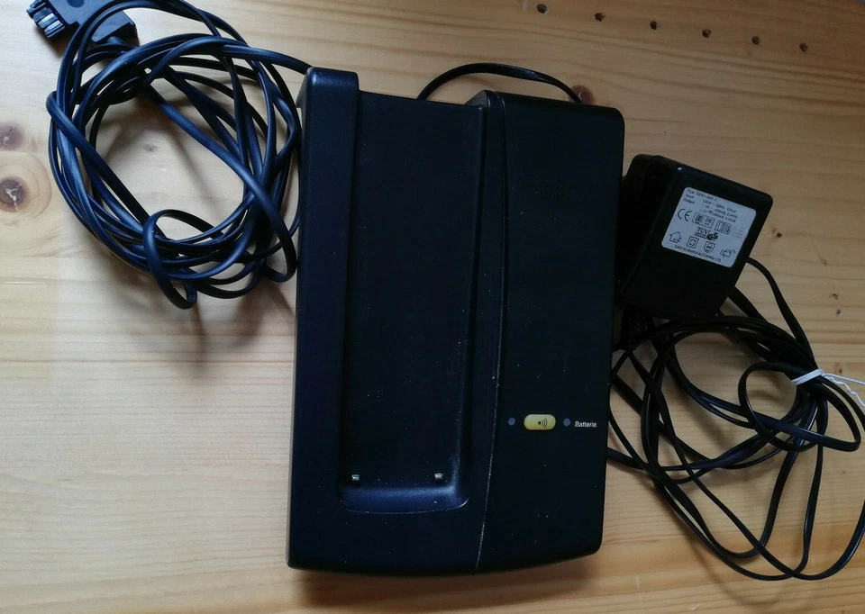 Telefon:Netz-Ladeteil  BINATONE baugleich Sigma3000-DC9 Volt-300mA u. AC9V-260mA - Bild 1 von 1