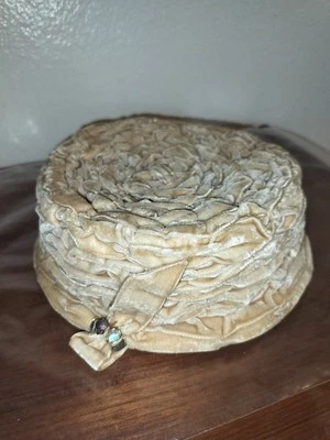 Sombrero de mujer Joseph Magnin vintage años 30 en buen estado, necesita limpieza. Foto 1 de 4