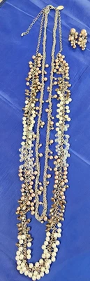 Juego de collar y pendientes de perlas y cuentas multihilo de 36" del mercado negro de la Casa Blanca Foto 1 de 4