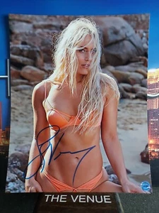 Lindsey Vonn (Olympic Skiing) signed Autographed 8x10 photo - AUTO w/COA - Picture 1 of 2