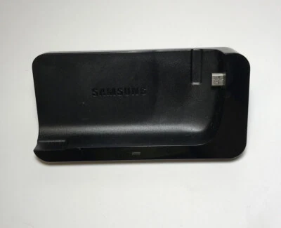 Samsung OEM Desktop Charging Dock Station Model EDD-D1E6BE 5v 1A - Image 1 of 4