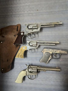 Vintage Cap Gun LOT Leslie Henry L-H Toy Diecast Daisy Hubley Cow Puncher USA - Picture 1 of 5