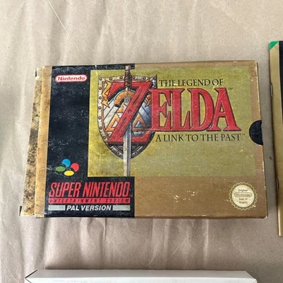 Super Nintendo The Legend Of Zelda: A Link To The Past. SNES PAL. Manual,map,sec - Image 1 of 4