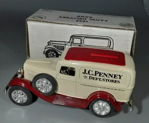 Ertl J.C. Penney 1932 Ford Panel Delivery in Box - Bild 1 von 4