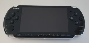 PSP - 2004 ohne Ladekabel und 4 GB SD-Karte, Spiel Grand Theft Auto - Bild 1 von 8