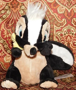 Disney Store 6” Flower Skunk From Bambi Plush Stuffed Animal turns into Egg O - Picture 1 of 4