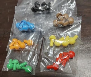 Super Mastermind 1972 Colored Pegs 5 Bags 4 Pegs Per Bag - Picture 1 of 2