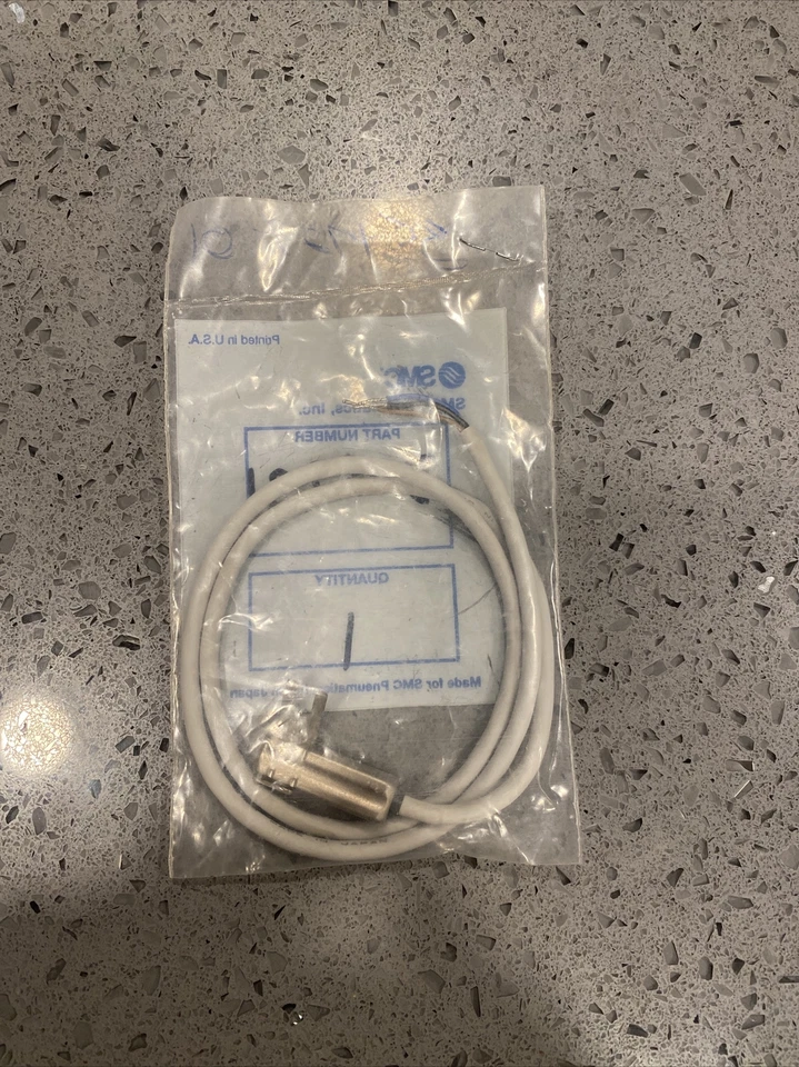 New SMC D-S791 DS791 AUTO SWITCH  w/ warranty Free Shipping - Image 1 of 2