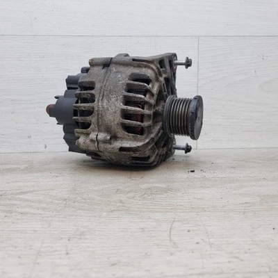 Renault Traffic 2015 1,6 diésel R9M alternador 231008633R Foto 1 de 4