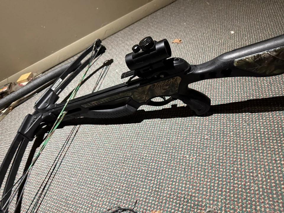 PSE Archery Bow Madness Compound Bow with Scope - Image 1 of 4