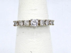 14k Yellow Gold Round Diamond Ladies Wedding Anniversary Band Ring - Picture 1 of 7