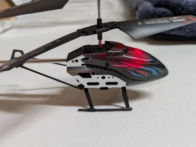 RC Helicopter DEERC DE23 Remote Control Helicopter 2.4GHz 2 Batteries - Image 1 of 4