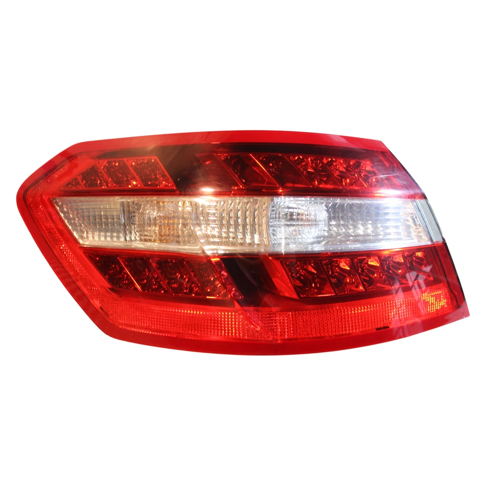 Mercedes-Benz E-Klasse W212 Rückleuchte links A2129066601 - Bild 1 von 1