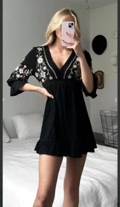 Audrey Parks Francescas Black Embroidered Floral Mini Dress M - Picture 1 of 7