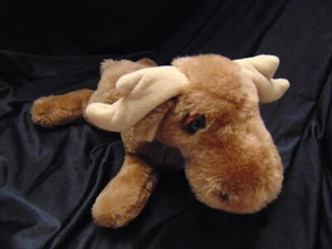 R Dakin Moose, 1978 Nutshells SO Cute! 10" Laying down Vintage Plush - Picture 1 of 6