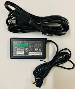 New Official Genuine OEM AC Adapter for Sony PSP 1000, 2000 & 3000  Wall Charger - Picture 1 of 1