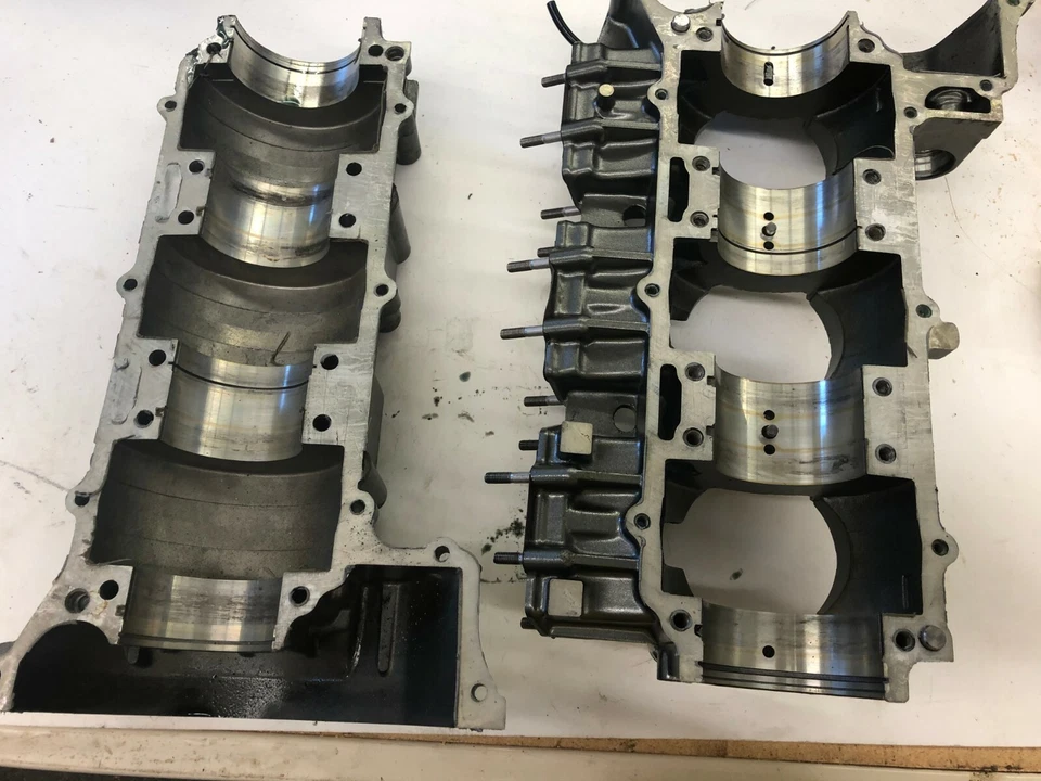 Kawasaki Jet Ski STX 1100DI Crankcase 2000+ 14001-5372 FRESHWATER! - Image 1 of 1