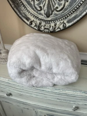 Pottery Barn Teen Polar Bear Faux Fur Ivory LARGE Bean Bag Cover ONLY NWT - Image 1 of 4