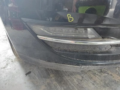 Used Driving Light fits: 2013 Lincoln Mkz Fog-Driving w/signature lighting Grade - Image 1 of 4