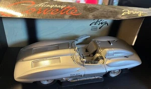 CORVETTE STINGRAY expérimentale grise 1/18 AUTOArt 71000 - Imagen 1 de 2