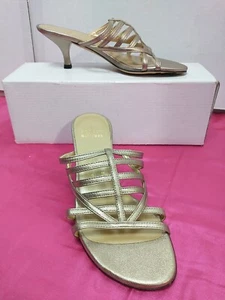 Sandalias doradas STUART WEITZMAN para mujer talla 4M - Imagen 1 de 11