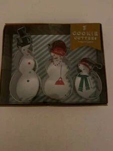 Meri Meri Snowmen Cookie Cutters Set 3 Graduated Sizes NIB - Picture 1 of 2