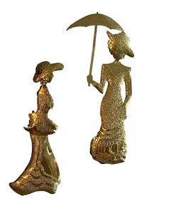 Juego de 2 decoraciones de pared de hojalata estampadas doradas vintage victorianas para interiores del hogar para damas - Imagen 1 de 12