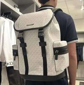 MICHAEL KORS COOPER LARGE MK SIGNATURE RUCKSACK IN BRIGHT WHT - Bild 1 von 4