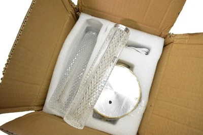 Arandela de parede de cristal Haus of Interiors acabamento dourado LED USB controle remoto 7223-GD - Imagem 1 de 4