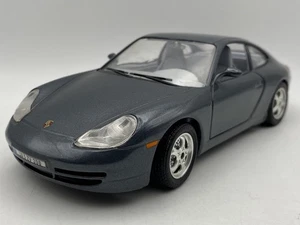1:24 BURAGO Porsche 911 Carrera 1997 coche deportivo diecast metal miniatura - Imagen 1 de 10