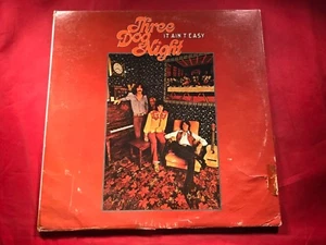 C1-15 THREE DOG NIGHT It Ain’t Easy - DS-50078 - GATEFOLD - RECORD - ROCK - Imagen 1 de 5
