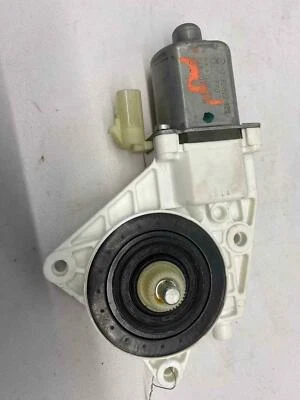 Power Window Motor DODGE DART Right 13 - 16 rear 0130822822 - Image 1 of 4
