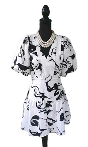 Tanya Taylor Kleid Gr. 4 weiß schwarz Fit Flare Plissee Lagenlook Ballonärmel S - Bild 1 von 7