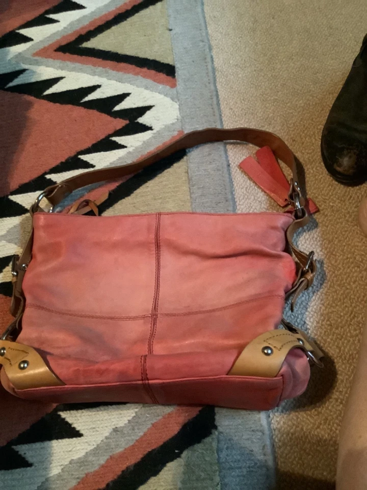 Bolso Hobo de Hombro Nino Bossi Marrón 100% Cuero Genuino Rojo  Foto 1 de 4