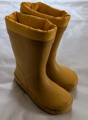 Yellow Rubber Rain Boots Children's Size 11 Waterproof Fall Winter Spring - Image 1 of 4