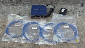 🔥Works🔥 NETGEAR GS105v5 5-Port Gigabit Ethernet Unmanaged Switch - Picture 1 of 12