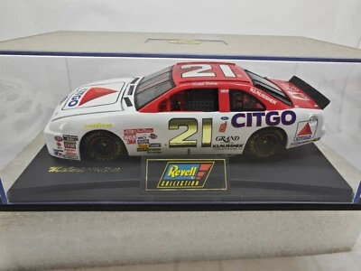 1-24 Revell Collection #21 - Immagine 1 di 4