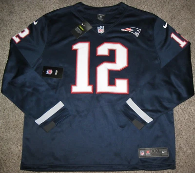 Tom Brady New England Patriots Men's 2XL Nike Therma Long-Sleeve Jersey - Image 1 of 4