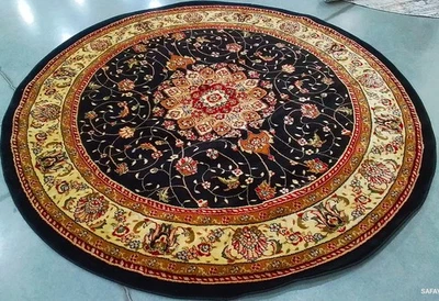 Alfombra negra/marfil 7'-0" x 7'-0" defectuosa, precio reducido 1172791016 LNH329A-7R Foto 1 de 4