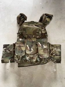 Raine Tactical Plate Carrier - Picture 1 of 3