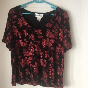 Bonni Nicole Women’s Top Size XL floral Burnt Crushed Velvet Red Flower Black - Picture 1 of 6