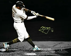 Manny Machado Signed 11x14 Yellow Spotlight Photo Beckett Witnessed BAS COA - Picture 1 of 2