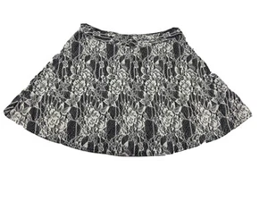 Amy Byer Women’s Black And White Lace A Line Mini Skirt Size Xs Juniors - Picture 1 of 6