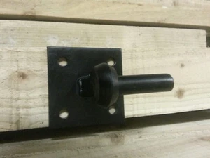 Black farm gate hook on square plate 19 mm (3/4 ") wall pillar hinge crook  - Picture 1 of 4