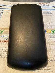 08 09 10 11 12 13 ROGUE CENTER CONSOLE ARMREST LID BLACK /RED Stitches LEATHER - Picture 1 of 8
