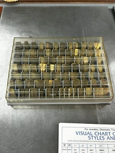 ENORME JUEGO DE FUENTES DE LATÓN DE DOBLE LÍNEA SIGLO 35-310 NUEVO GRABADOR HERMES - ¡270 PIEZAS! - Imagen 1 de 23