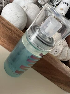 MILCH MAKEUP Hydro Grip Setting Erfrischendes Spray 50 ml 1,69 Unzen - Bild 1 von 2